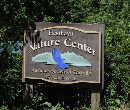 Hesthavn welcome sign